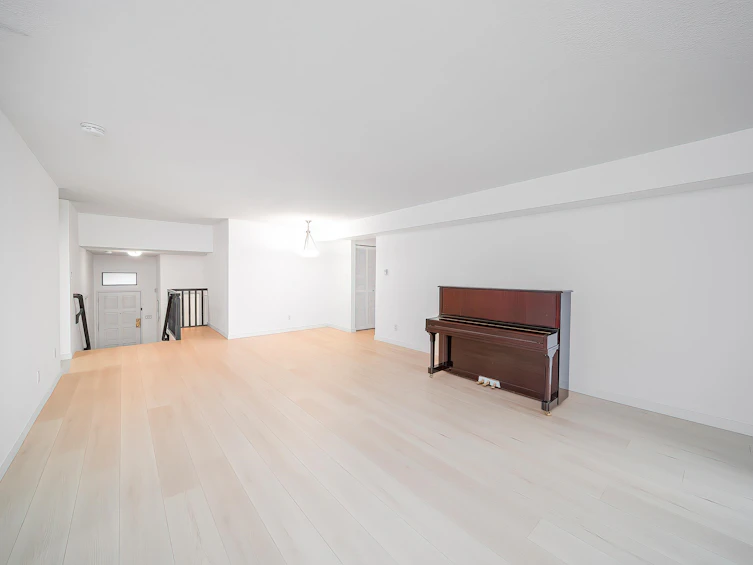 201-444 W 49th Avenue, Vancouver, BC, V5Y 3V4 - 8