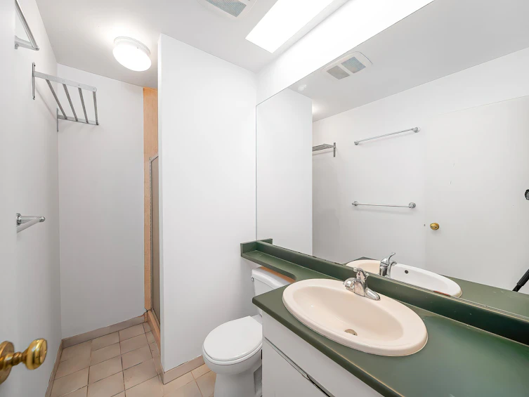 201-444 W 49th Avenue, Vancouver, BC, V5Y 3V4 - 20