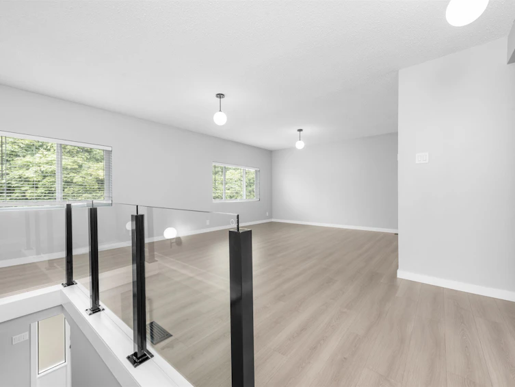 2062 E 35th Avenue, Vancouver, BC, V5P 1B9 - 3