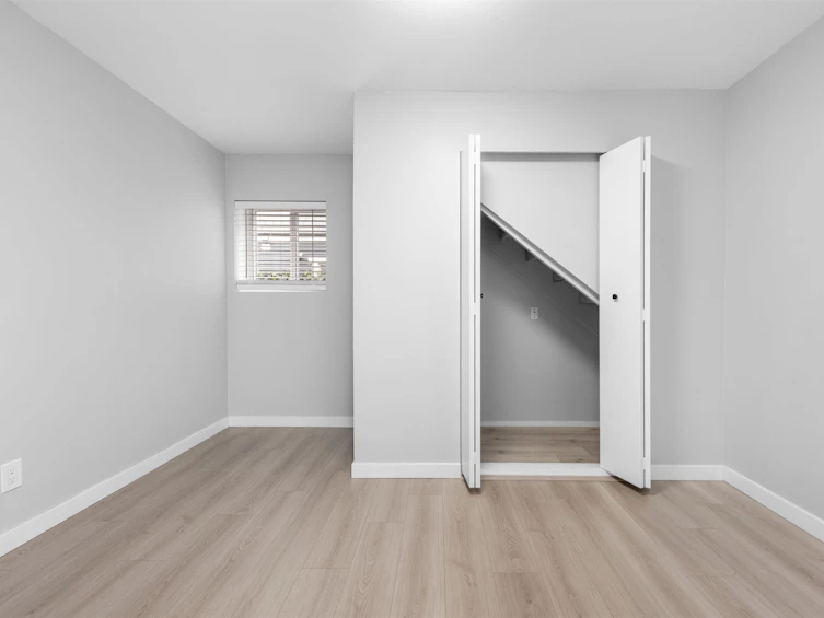 2062 E 35th Avenue, Vancouver, BC, V5P 1B9 - 21