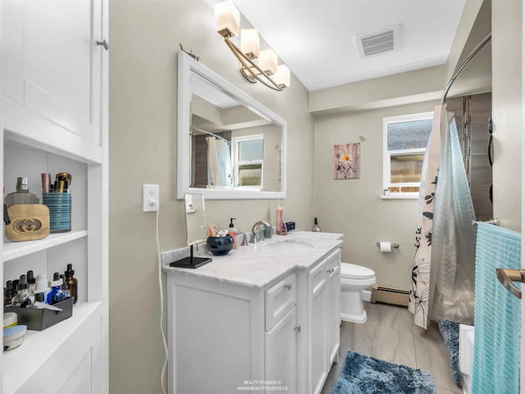 51 Gilmore Avenue, Burnaby, BC, V5C 4P4 - 25