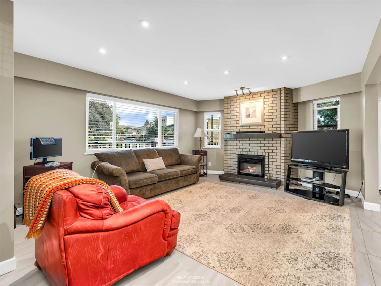 51 Gilmore Avenue, Burnaby, BC, V5C 4P4 - 20