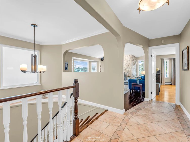 51 Gilmore Avenue, Burnaby, BC, V5C 4P4 - 7