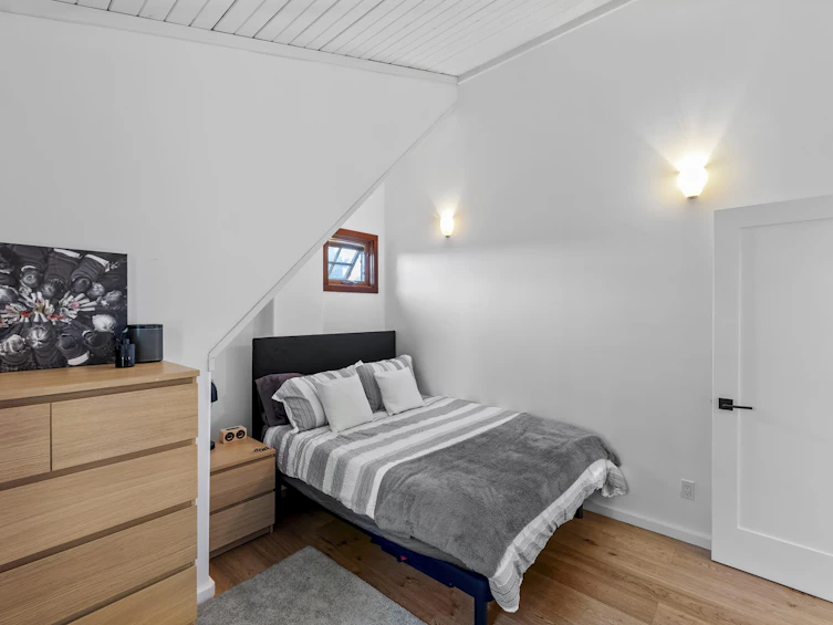 575 E 17th Street, North Vancouver, BC, V7L 2W4 - 25