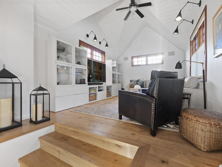 575 E 17th Street, North Vancouver, BC, V7L 2W4 - 16