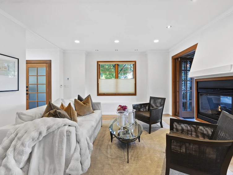 575 E 17th Street, North Vancouver, BC, V7L 2W4 - 5