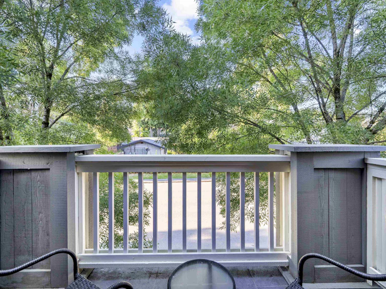 575 E 17th Street, North Vancouver, BC, V7L 2W4 - 24