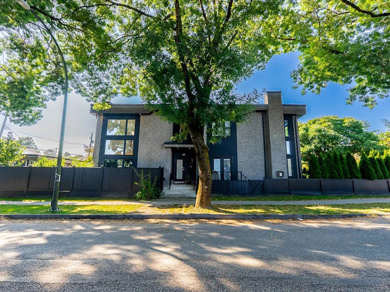 3205 Carolina Street, Vancouver BC V5V 4A9