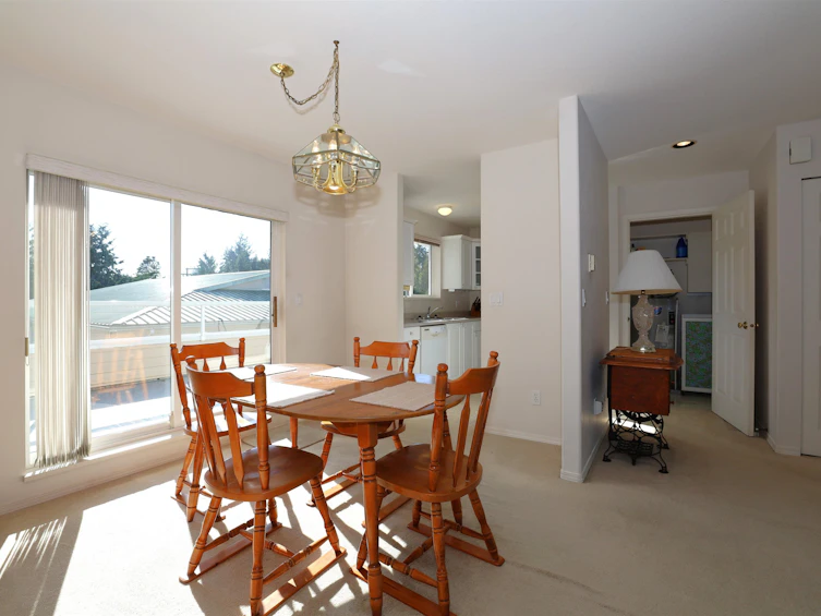 28-5610 Trail Avenue, Sechelt, BC, V0N 3A3 - 4