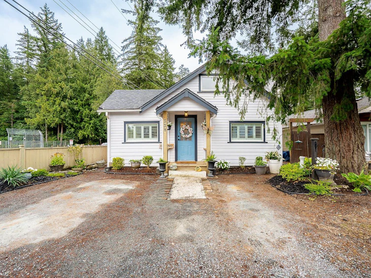 338 Balsam Street, Cultus Lake, BC, V2R 4Y8 - 2