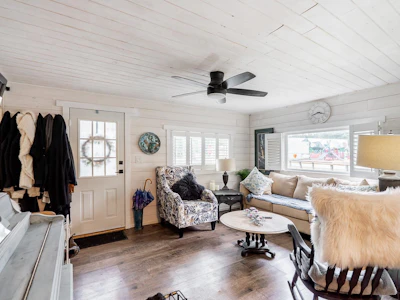 338 Balsam Street - 5