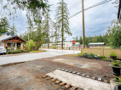 338 Balsam Street - 3
