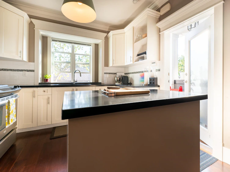 1368 E 13th Avenue, Vancouver, BC, V5N 2B6 - 17