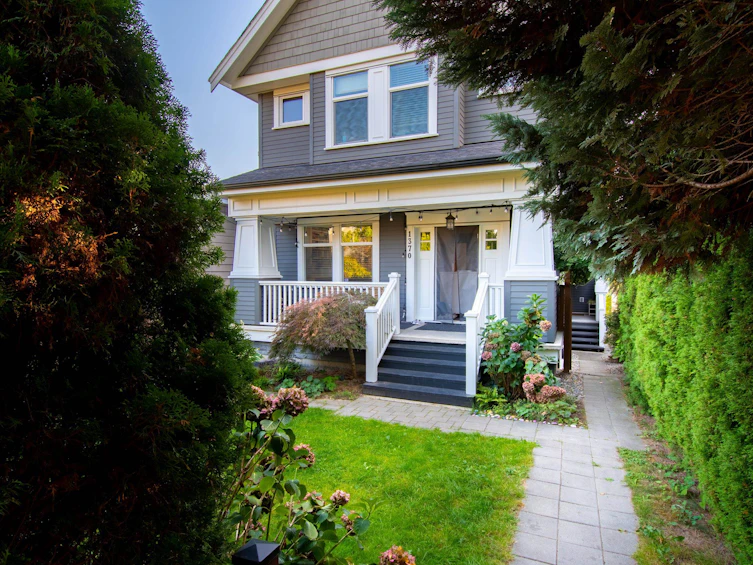 1368 E 13th Avenue, Vancouver, BC, V5N 2B6 - 2