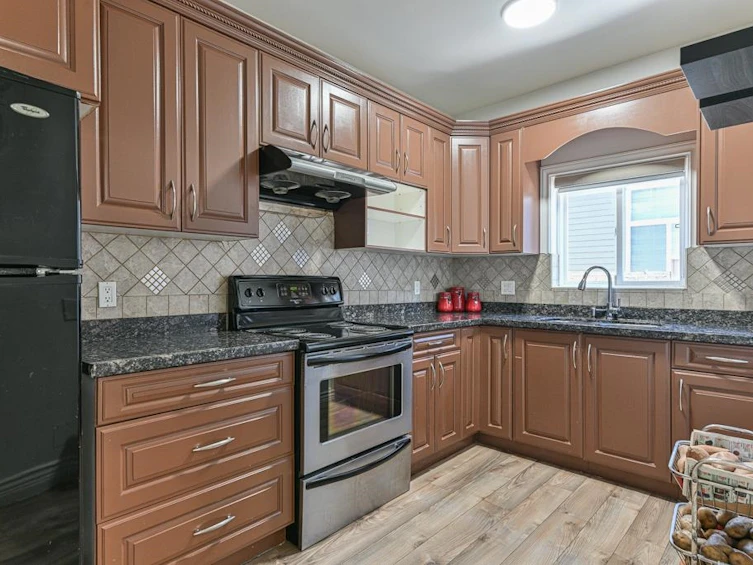 12761 60a Avenue, Surrey, BC, V3X 0A1 - 15