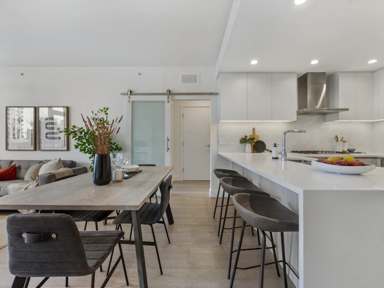 309-177 W 3rd Street, North Vancouver, BC, V7M 0G5 - 8