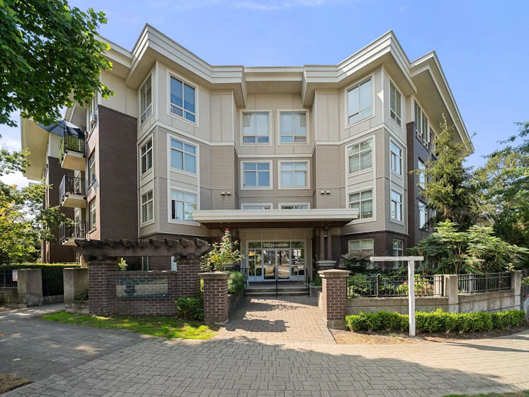 209-13555 Gateway Drive, Surrey, BC, V3T 0B5 - 2