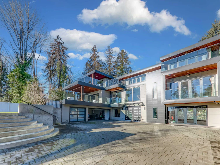 1497 Queens Avenue, West Vancouver, BC, V7T 2J1