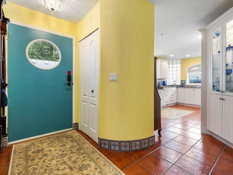 106 First Avenue, Cultus Lake, BC, V2R 4Y4 - 5
