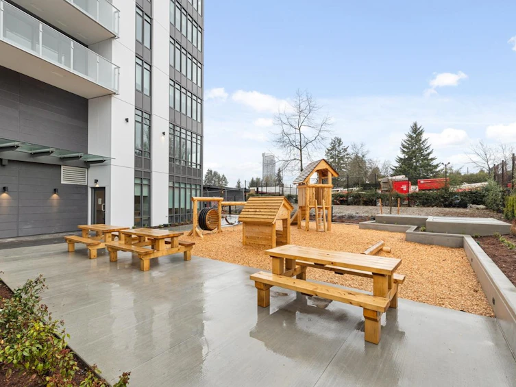 1901-10428 Whalley Boulevard, Surrey, BC, V3T 1W6 - 30