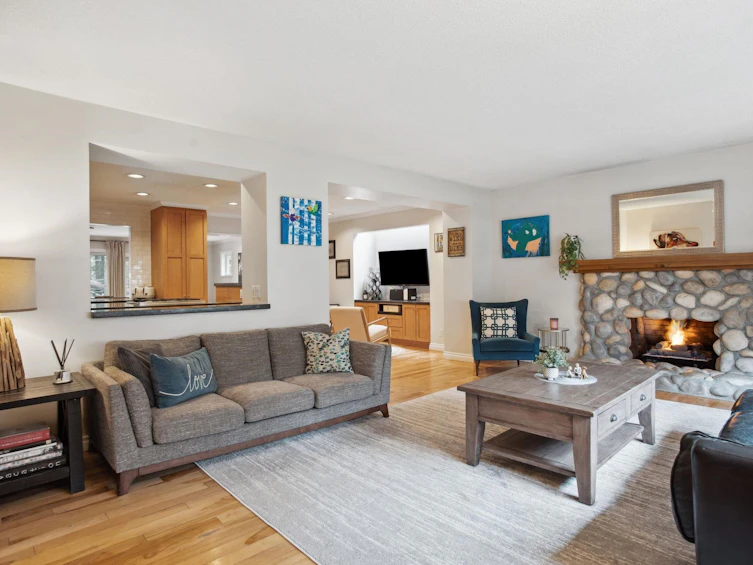 2569 Hyannis Point, North Vancouver, BC, V7H 1R9 - 6