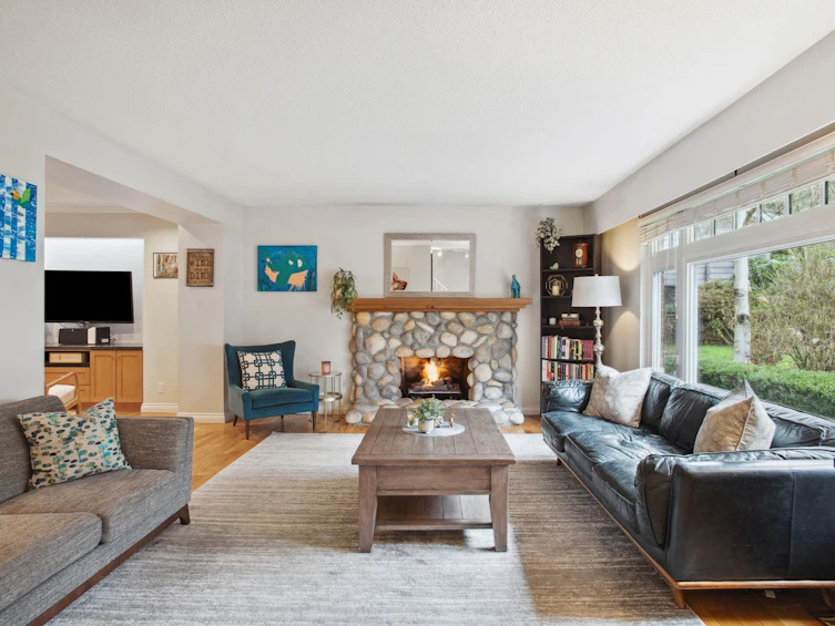 2569 Hyannis Point, North Vancouver, BC, V7H 1R9 - 5