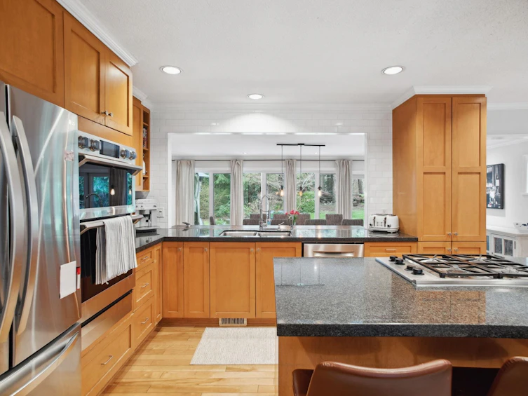 2569 Hyannis Point, North Vancouver, BC, V7H 1R9 - 12
