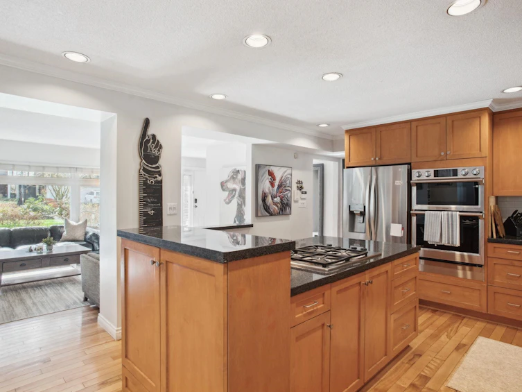 2569 Hyannis Point, North Vancouver, BC, V7H 1R9 - 11