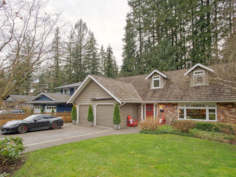 2569 Hyannis Point, North Vancouver, BC, V7H 1R9