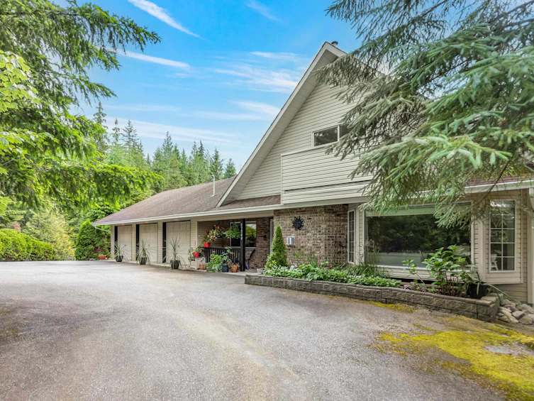 27740 Sayers Crescent, Maple Ridge, BC, V2W 1N4