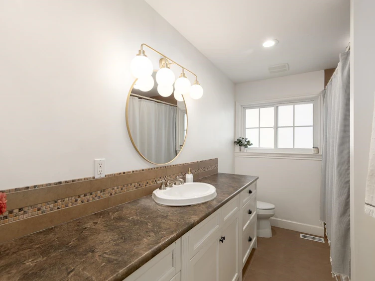 3348 Tennyson Crescent, North Vancouver, BC, V7K 2A8 - 18