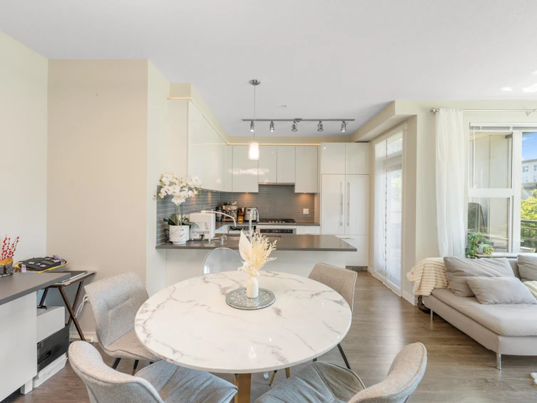 215-9388 Tomicki Avenue, Richmond, BC, V6X 0P1 - 4
