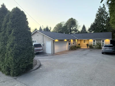 895 Como Lake Avenue - 4
