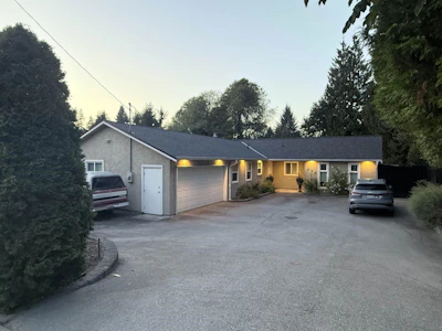 895 Como Lake Avenue - 3