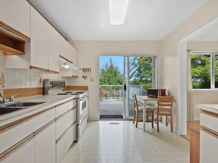 5823 17a Avenue, Delta, BC, V4L 1J3 - 13