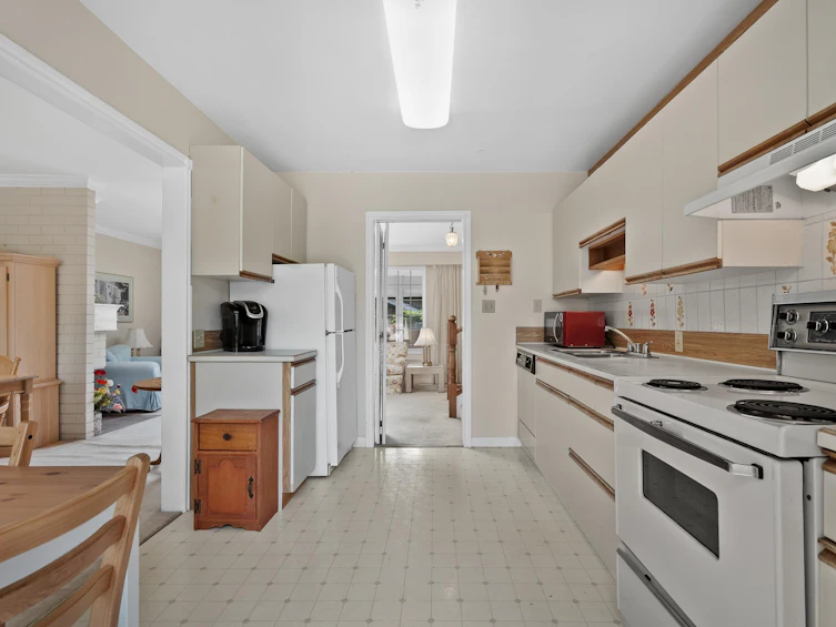 5823 17a Avenue, Delta, BC, V4L 1J3 - 14