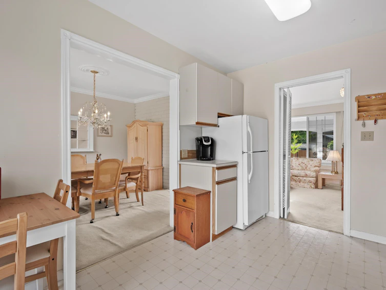 5823 17a Avenue, Delta, BC, V4L 1J3 - 11