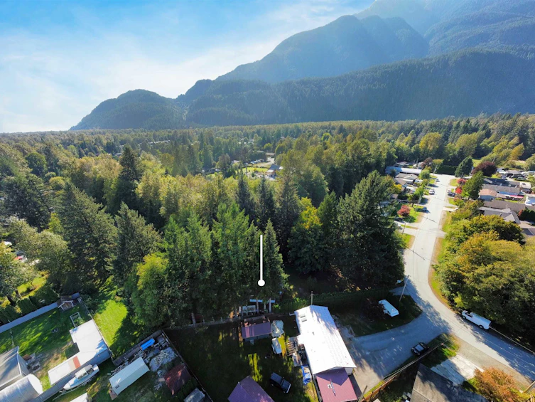 25 Bracken Parkway, Squamish, BC, V0N 1H0 - 5