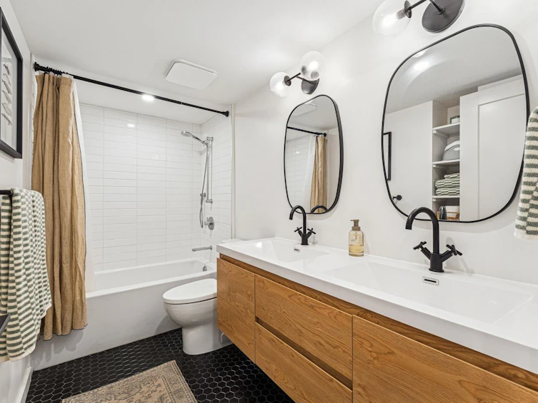 1053 Old Lillooet Road, North Vancouver, BC, V7J 3H6 - 22