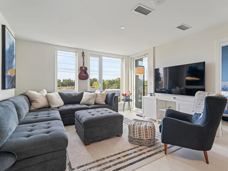 360-8575 Rivergrass Drive, Vancouver, BC, V5S 0J7