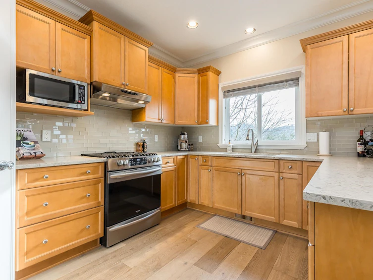 35562 Allison Court, Abbotsford, BC, V3G 3B7 - 4