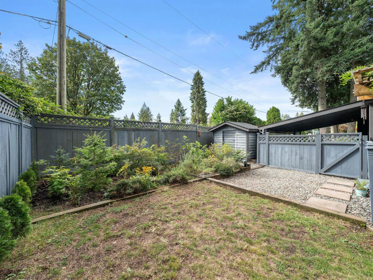 3020 Thorncliffe Drive, North Vancouver, BC, V7R 2T1 - 30