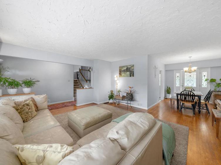 3020 Thorncliffe Drive, North Vancouver, BC, V7R 2T1 - 5