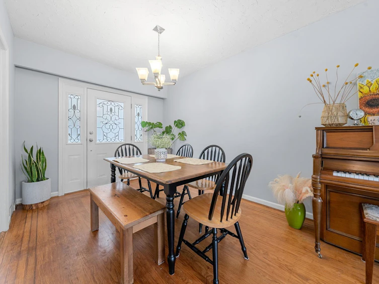 3020 Thorncliffe Drive, North Vancouver, BC, V7R 2T1 - 6
