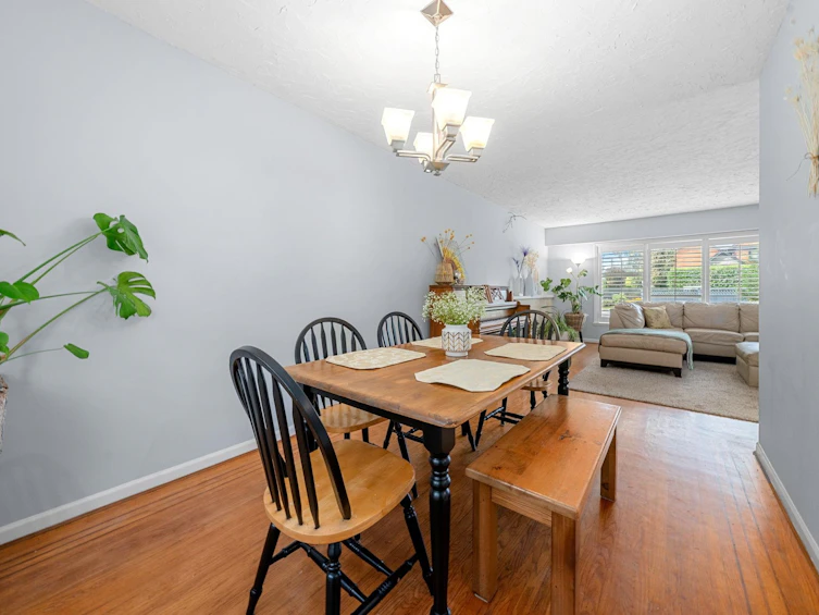 3020 Thorncliffe Drive, North Vancouver, BC, V7R 2T1 - 7