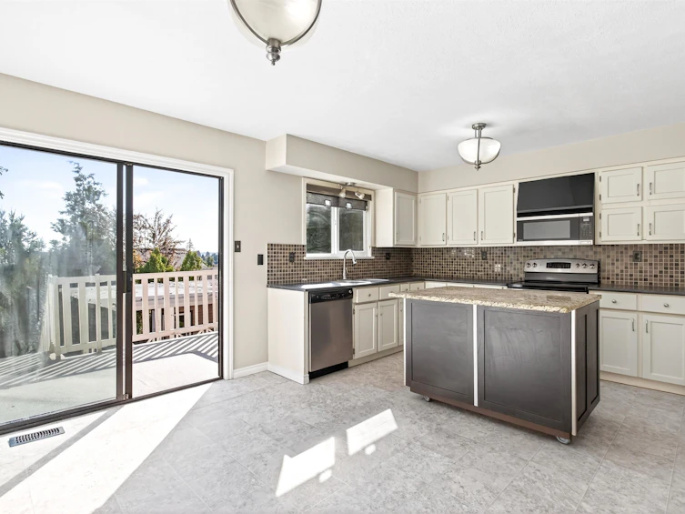 19740 68 Avenue, Langley, BC, V2Y 1H6 - 3