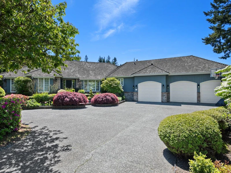 2279 130a Street, Surrey BC V4A 8Y5