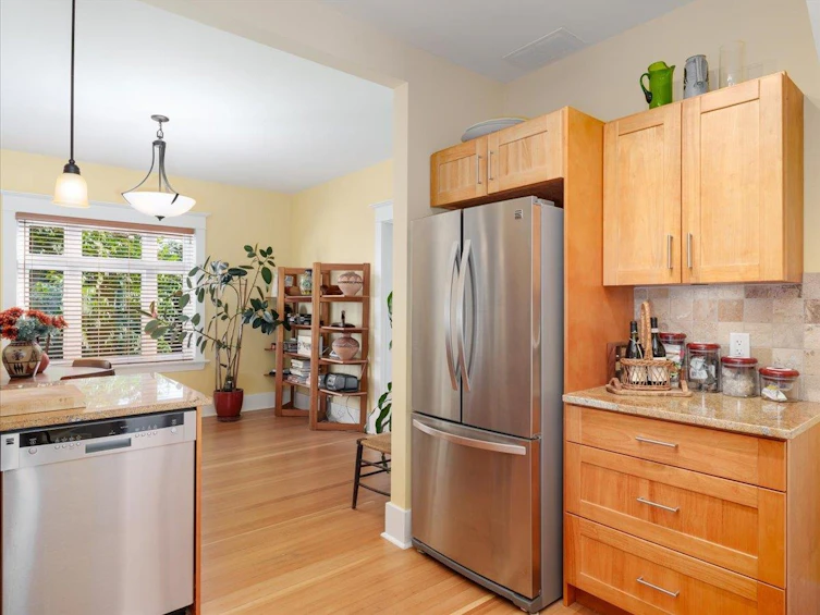 848 E 6th Street, North Vancouver, BC, V7L 1R7 - 11