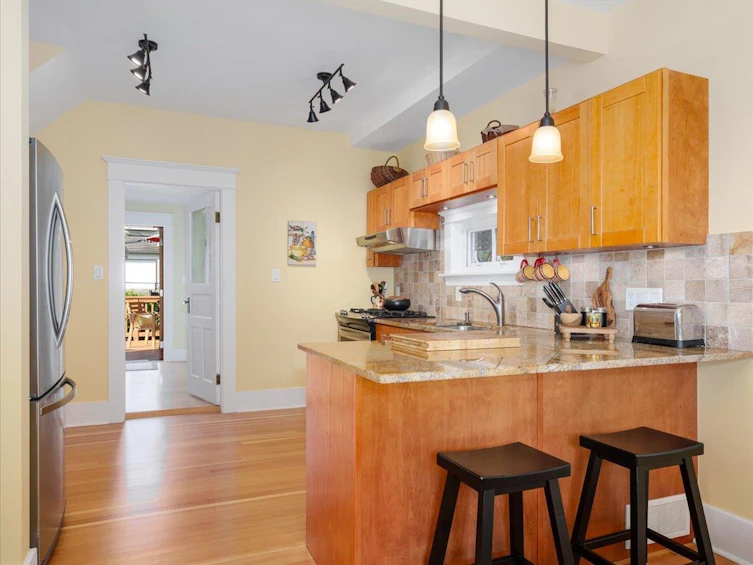 848 E 6th Street, North Vancouver, BC, V7L 1R7 - 9