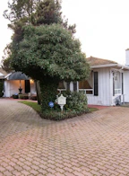 4631 Garry Street